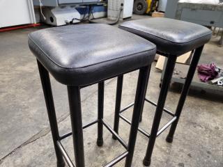 2x Padded Stools