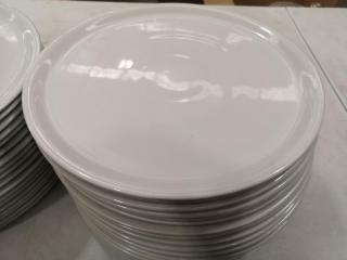 37x Italian Porcelian Serving Plates by Saturnia,, 330mm Dia