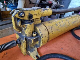 Enerpac Hydraulic Pump w/ Cylinder Jack