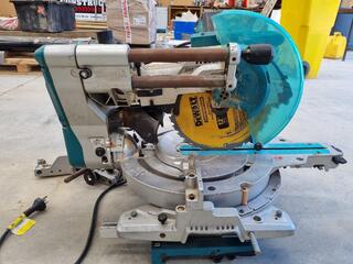 Makita Corded Slide Compound Mitre Saw w/ Stand