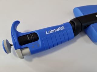 Labnet BioPette Plus 8-Channel Pipettor