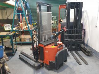 BT Walk Behind/Stand On Electric Forklift