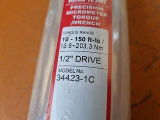 King Tony 1/2" Drive Torque Wrench, New