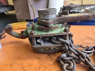 Chain Hoist 