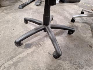 2 Office Gas Lift Chairs