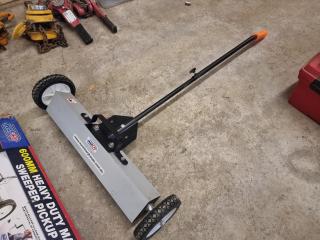 Hafco 600mm Heavy Duty Magnetic Sweeper/Pickup Tool