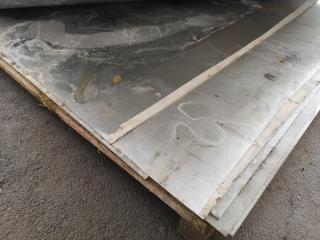 7x Assorted Sheets of Galvanised Steel