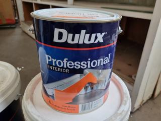 24L of Dulux Professional Interior Acrylic Paint, White