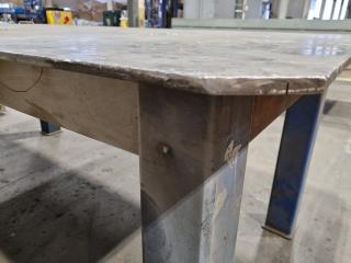 Heavy Duty Steel Topped Workshop Table w/ Vice