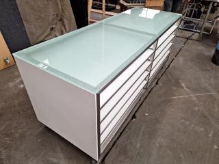 Mobile Shelving Unit