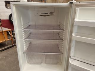 Fisher & Paykel 373L Refrigerator Freezer