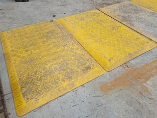 5x Reinforced Plastic Trench Safety Covers