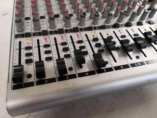 Behringer Eurorack UB1832FX-Pro Mixer