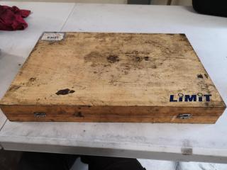 Precision Base Square 400x265mm by Limit