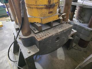 Very Large Hydraulic Press Assembly