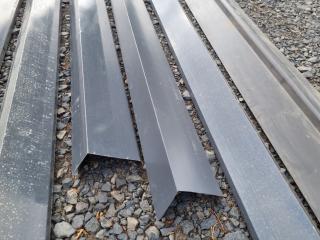 Coloured Steel Exterior Roofing Edging, Corner, Prak Trim Lengths