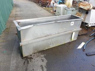 Large Stainless Steel Tank