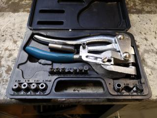 Hand Punch Tool Kit w/ Case
