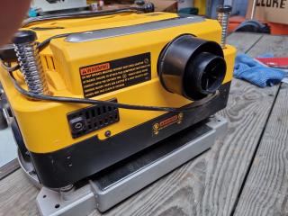 DeWalt 330mm Thicknesser Planer DW735-XE