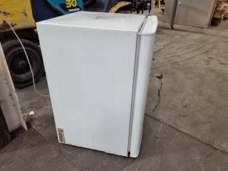 Fisher & Paykel 115L Refridgerator Fridge