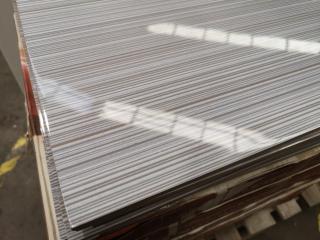 450x300mm Ceramic Wall Tiles, 8.1m2 Coverage