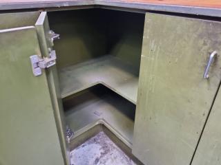 Workshop Corner Storage Cabinet / Workbench