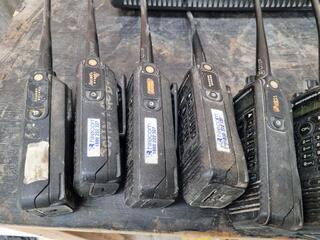 7x Motorola DF3601 2-Way Radios w/ Charger,