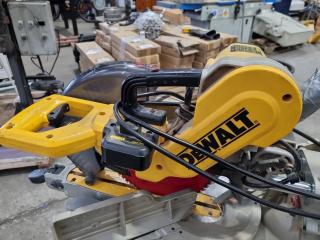 DeWalt 254mm Sliding Compound Mitre Saw w/ Stand