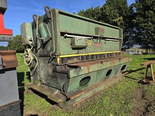 Pearson 3.7 Metre 24mm Guillotine
