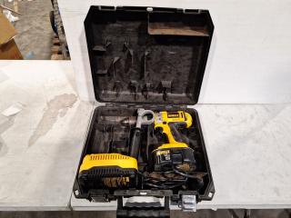 DeWalt DC988-XE Cordless Drill (With Battery, Charger, Carrying Case)