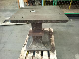 Heavy Duty Cast Table on Stand