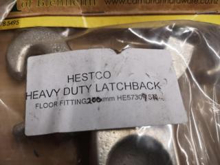 21x Heavy Duty Stylish Floor Mounted Pedistal Latchbacks, Bulk Lot