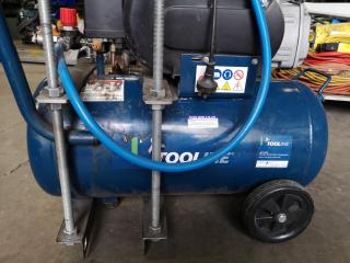 Tooline 40L Direct Drive Air Compressor AC1540