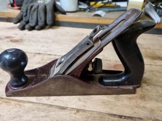 2x Wood Hand Planes