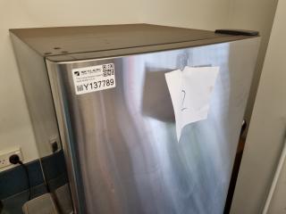 Fisher & Paykel 403L Refrigerator Freezer