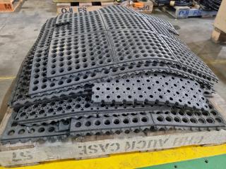 Pallet of Assorted Rubber Floor Matting