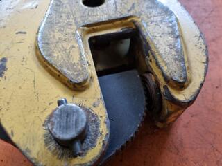 3.2-Ton Universal Plate Clamp