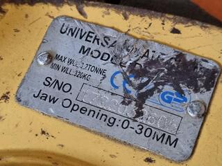 3.2-Ton Universal Plate Clamp