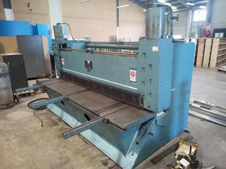 UHE Sheet Metal Guillotine