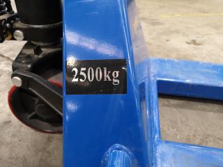 Pallet Trolley, 2500kg Capacity