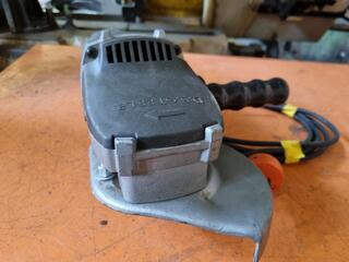 Black & Decker Corded 180mm Angle Grinder