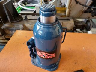 20-Ton Welded Bottle Jack by The Tool Shed