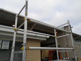 Scaffolding Assembly, 2.9-Metres Tall, 1.7-Metres Long
