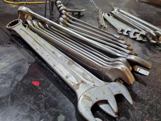 33x Assorted Combination Spanner Wrenches, Metric Sizes