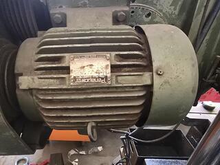 Daito Double Column Metal Cutting Bandsaw 