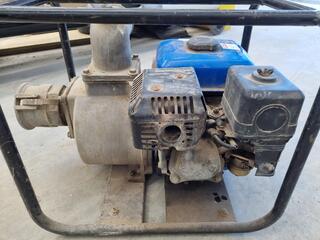 Portable Petrol Water Pump, Missing engine components!