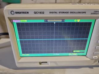 25MHz Dual Trace Digital Storage Oscilloscope