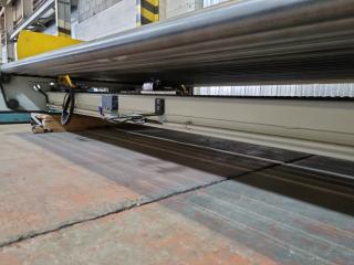 Gear Driven Roller Conveyor with Load Centraliser 
