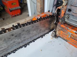 Husqvarna 390XP Chainsaw