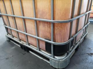 1000L Industrial Tank in Galvanised Cage